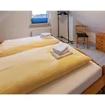 Lucy Comfortable Semesterbostad Norddeich (Norden)