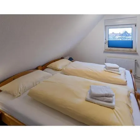 Lucy Comfortable Semesterbostad Norddeich (Norden)